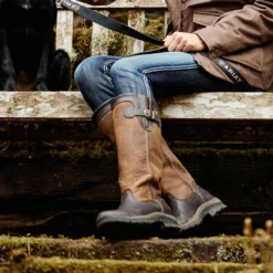 Ariat Women's Belford Gore-Tex Boot Ebony -Equestrian Supply Store 10029469 lifestyle