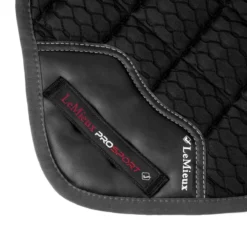 LeMieux Carbon Mesh Close Contact HALF Square Black -Equestrian Supply Store LeMieux Carbon Mesh Close Contact HALF Square Black 2