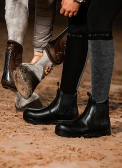 Mountain Horse Protective Jodhpur XTR Lite Black 6 Mountain Horse Protective Jodhpur XTR Lite Black -Equestrian Supply Store Protective20Jodhpur20XTR20Lite20horse20120black20202220 20max