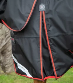 Premier Equine Buster 420g Turnout Rug With Classic Neck Cover Black 11 Premier Equine Buster 420g Turnout Rug With Classic Neck Cover Black -Equestrian Supply Store buster 420 black 4