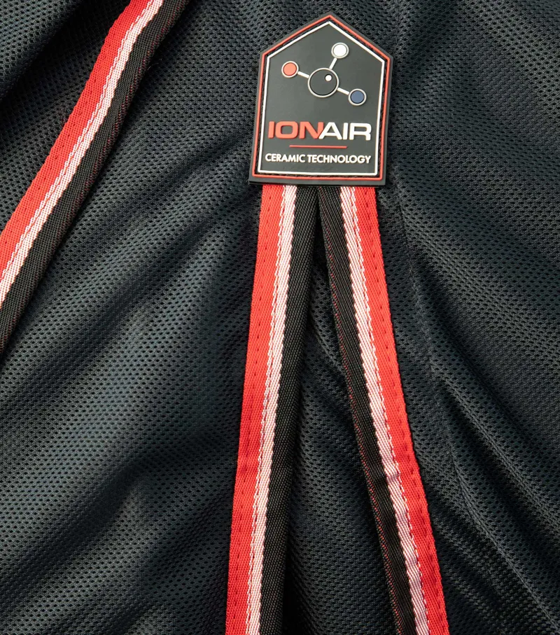 Premier Equine Ionair Ceramic Technology Rug Black 6 Premier Equine Ionair Ceramic Technology Rug Black - Image 4